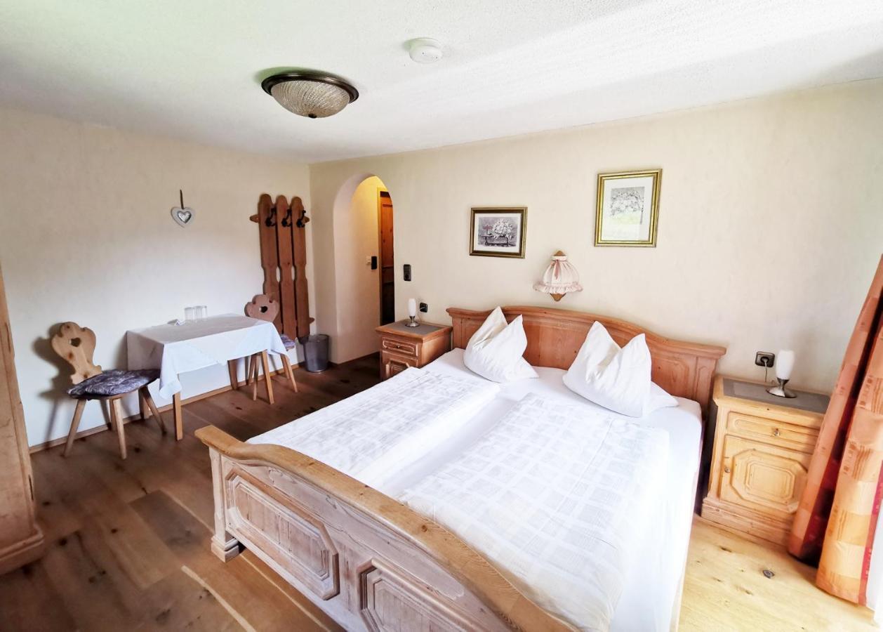 Haus Marienheim Bed & Breakfast Heiligenblut Exterior photo